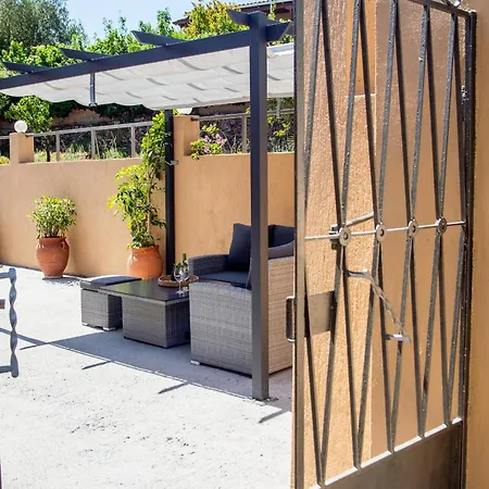 Erasmia's House Semesterbostad *